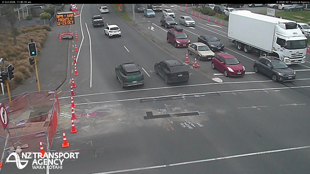 The road at SH76 Antigua St, live
