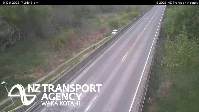 The road at SH1 Rakaia Bridge South, live