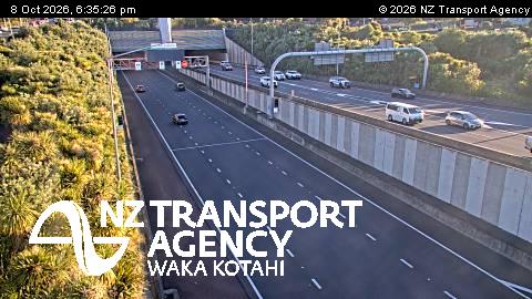 The road at SH20 Waterview, live