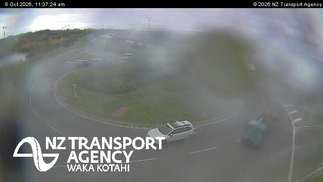 The road at SH74 New Brighton Rd Roundabout, live