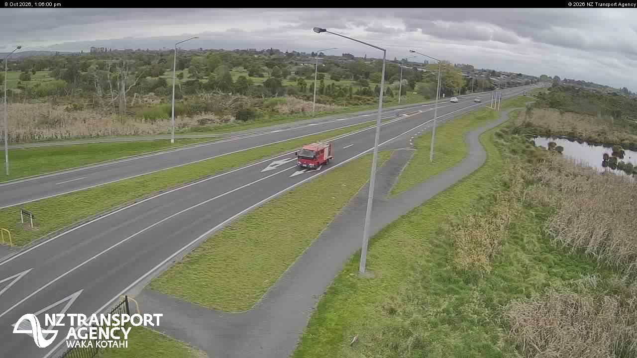 The road at SH74 Travis Rd Roundabout, live