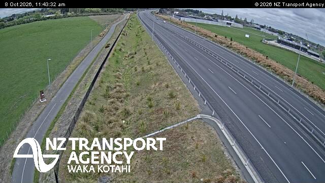 The road at SH74 Railway Bridge, live