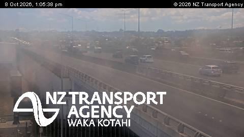 The road at SH1 Takanini Interchange, live