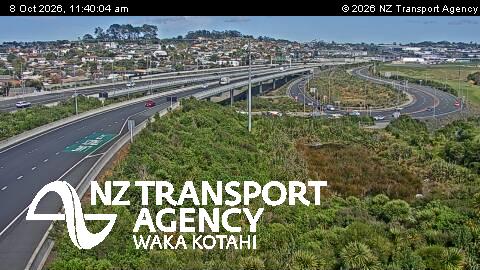 The road at SH1/SH18 Interchange, live
