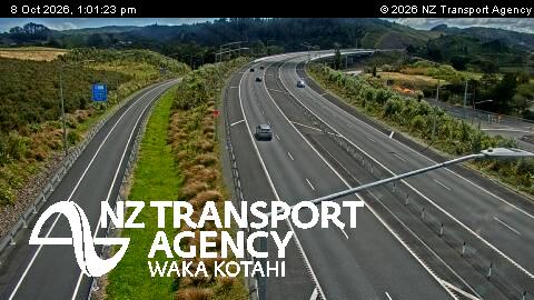 The road at SH1 Puhoi Viaduct, live