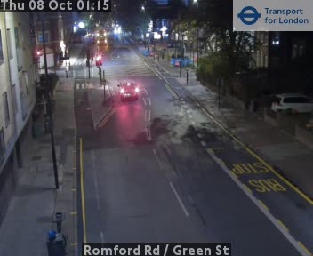 The road at Romford Rd / Green St, live