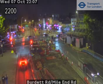 The road at Burdett Rd/Mile End Rd, live