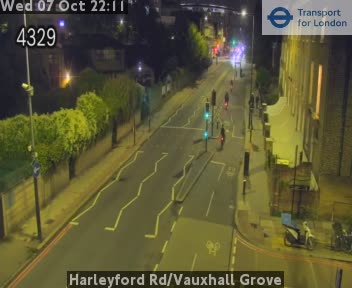 The road at Harleyford Rd/Vauxhall Grove, live