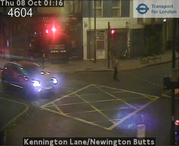 The road at Kennington Lane/Newington Butts, live