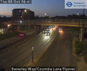 The road at Beverley Way/Coombe Lane Flyover, live