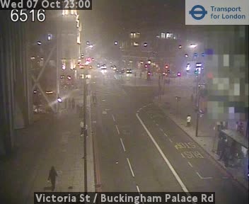 The road at Victoria St / Buckingham Palace Rd, live