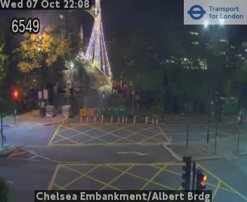 The road at Chelsea Embankment/Albert Brdg, live