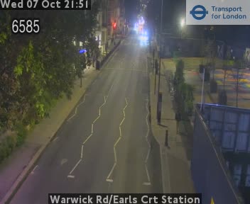 The road at Warwick Rd/Earls Crt Station, live