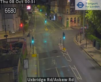 The road at Uxbridge Rd/Askew Rd, live