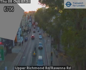 The road at Upper Richmond Rd/Ravenna Rd, live