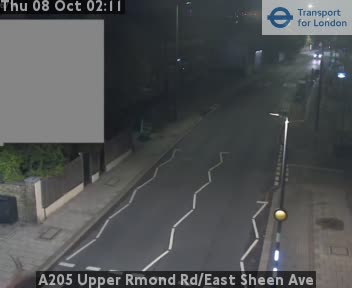 The road at A205 Upper Rmond Rd/East Sheen Ave, live