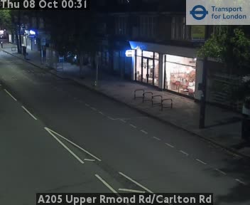 The road at A205 Upper Rmond Rd/Carlton Rd, live