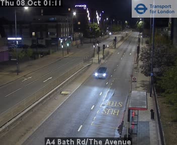 The road at A4 Bath Rd/The Avenue, live