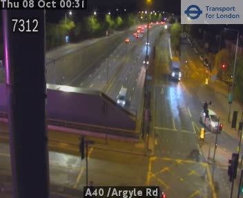 The road at A40 /Argyle Rd, live