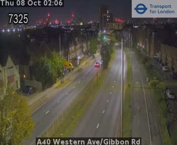 The road at A40 Western Ave/Gibbon Rd, live