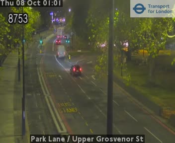 The road at Park Lane / Upper Grosvenor St, live