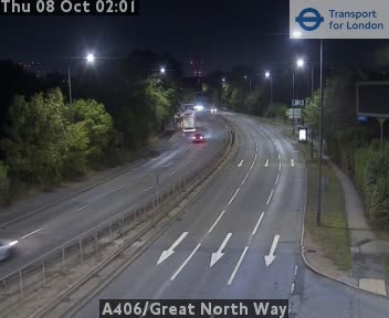 The road at A406/Great North Way, live