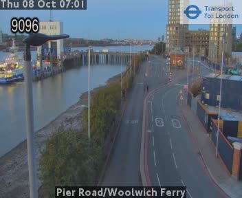 The road at Pier Road/Woolwich Ferry, live