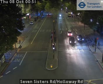 The road at Seven Sisters Rd/Holloway Rd, live