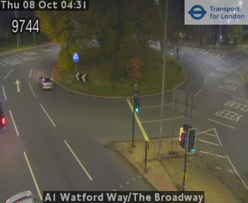 The road at A1 Watford Way/The Broadway, live