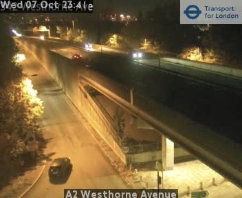 The road at A2 Westhorne Avenue, live